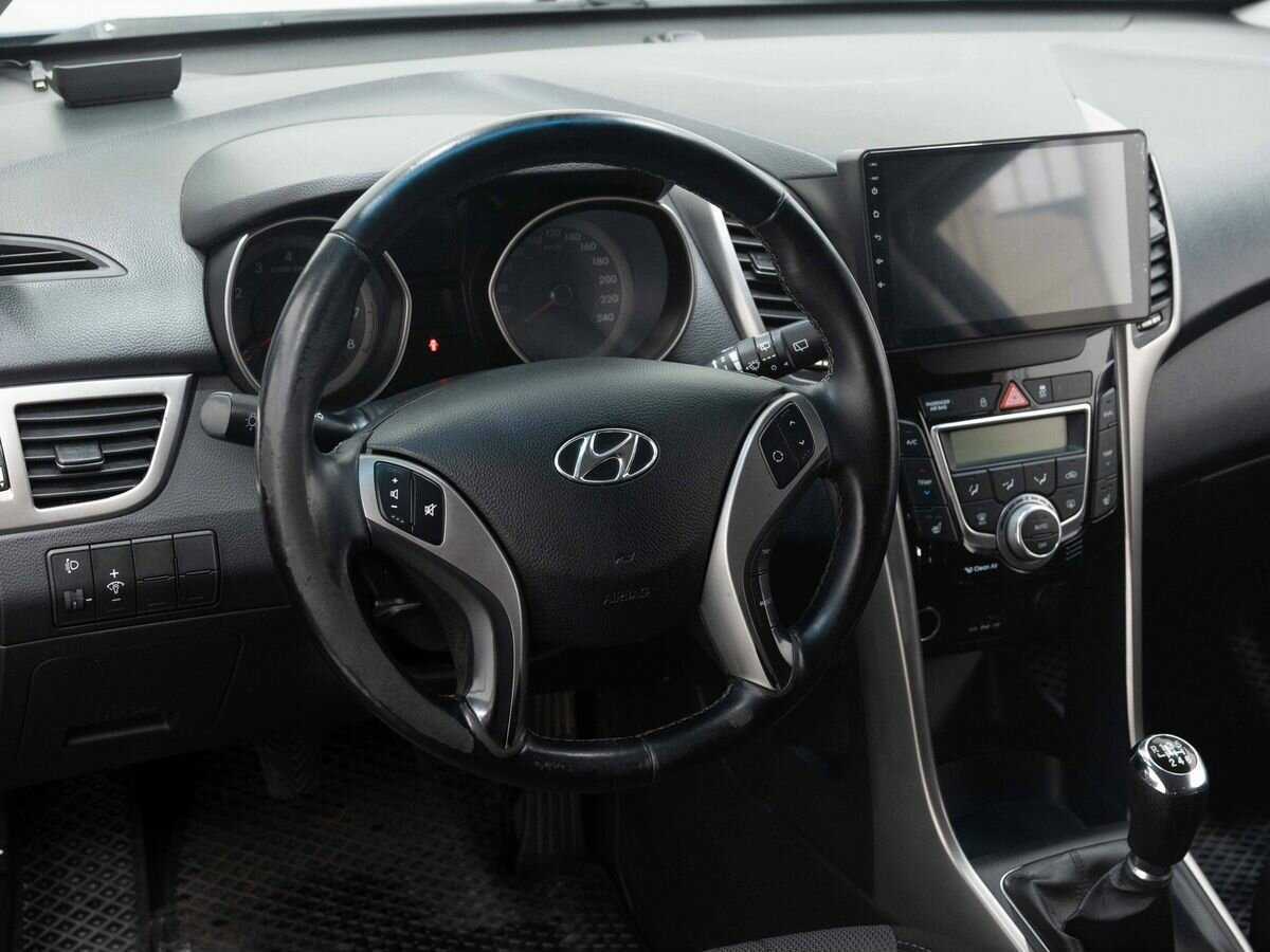 Hyundai i30 с пробегом — 2013 год. Фото: #13