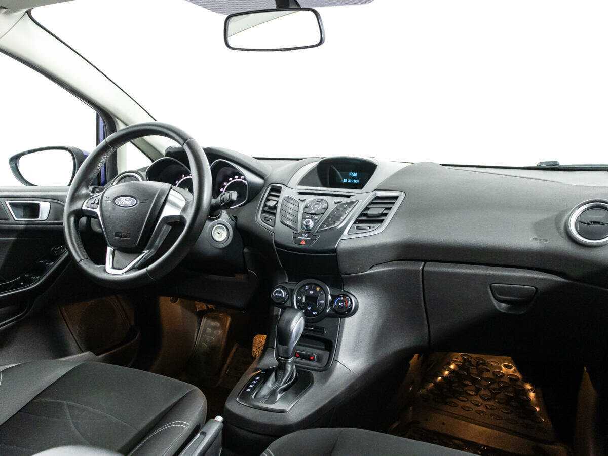 Ford Fiesta с пробегом — 2016 год. Фото: #8