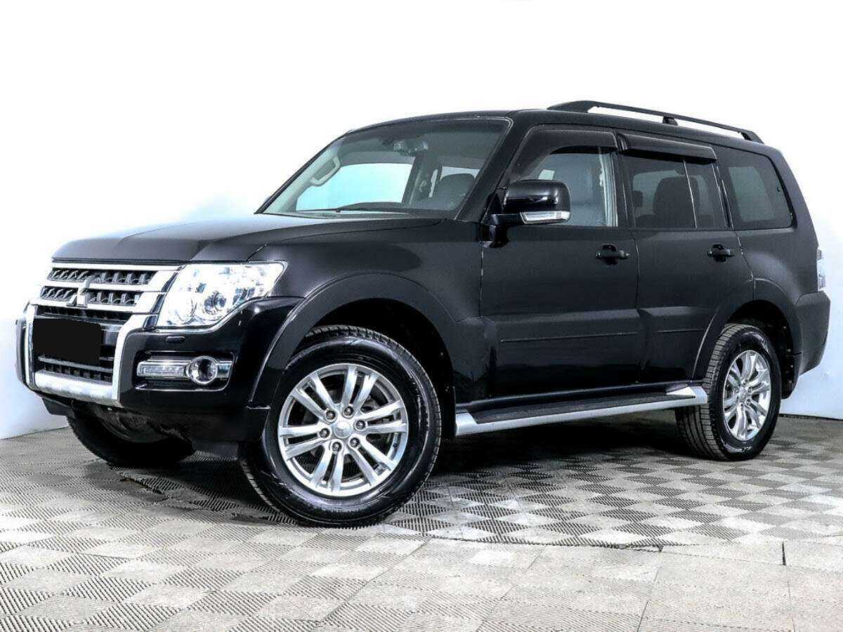 Mitsubishi Pajero с пробегом — 2018 год. Фото: #0