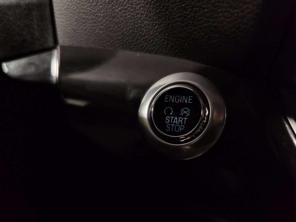 Ford Kuga с пробегом — 2015 год. Фото: #22