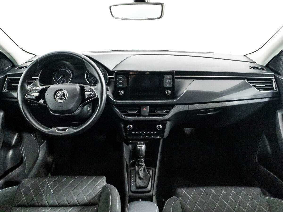 Skoda Rapid с пробегом — 2020 год. Фото: #12