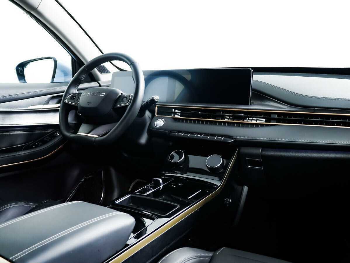 EXEED LX с пробегом — 2023 год. Фото: #8