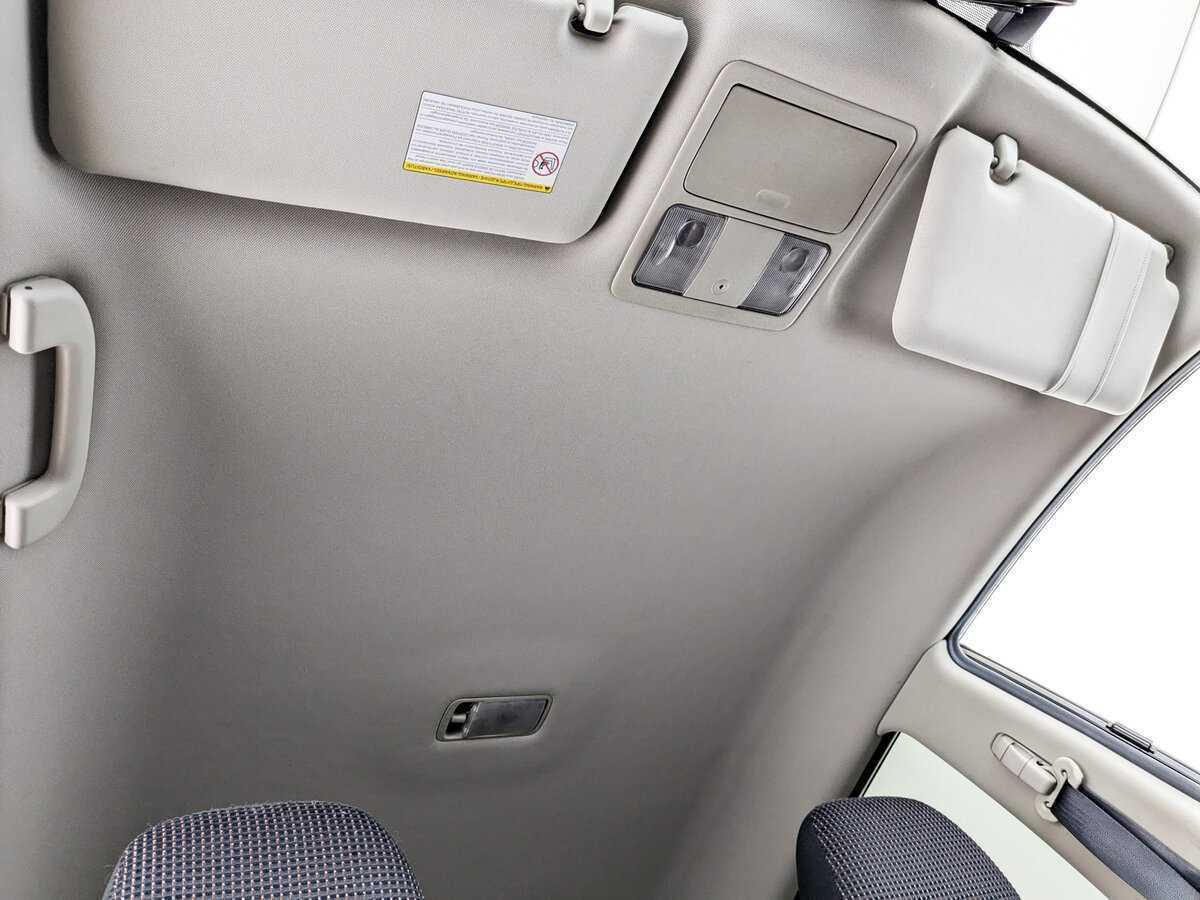 Nissan Tiida с пробегом — 2013 год. Фото: #17