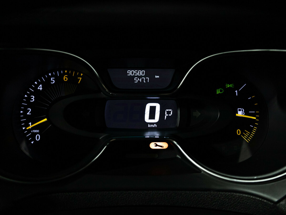 Renault Kaptur с пробегом — 2016 год. Фото: #9