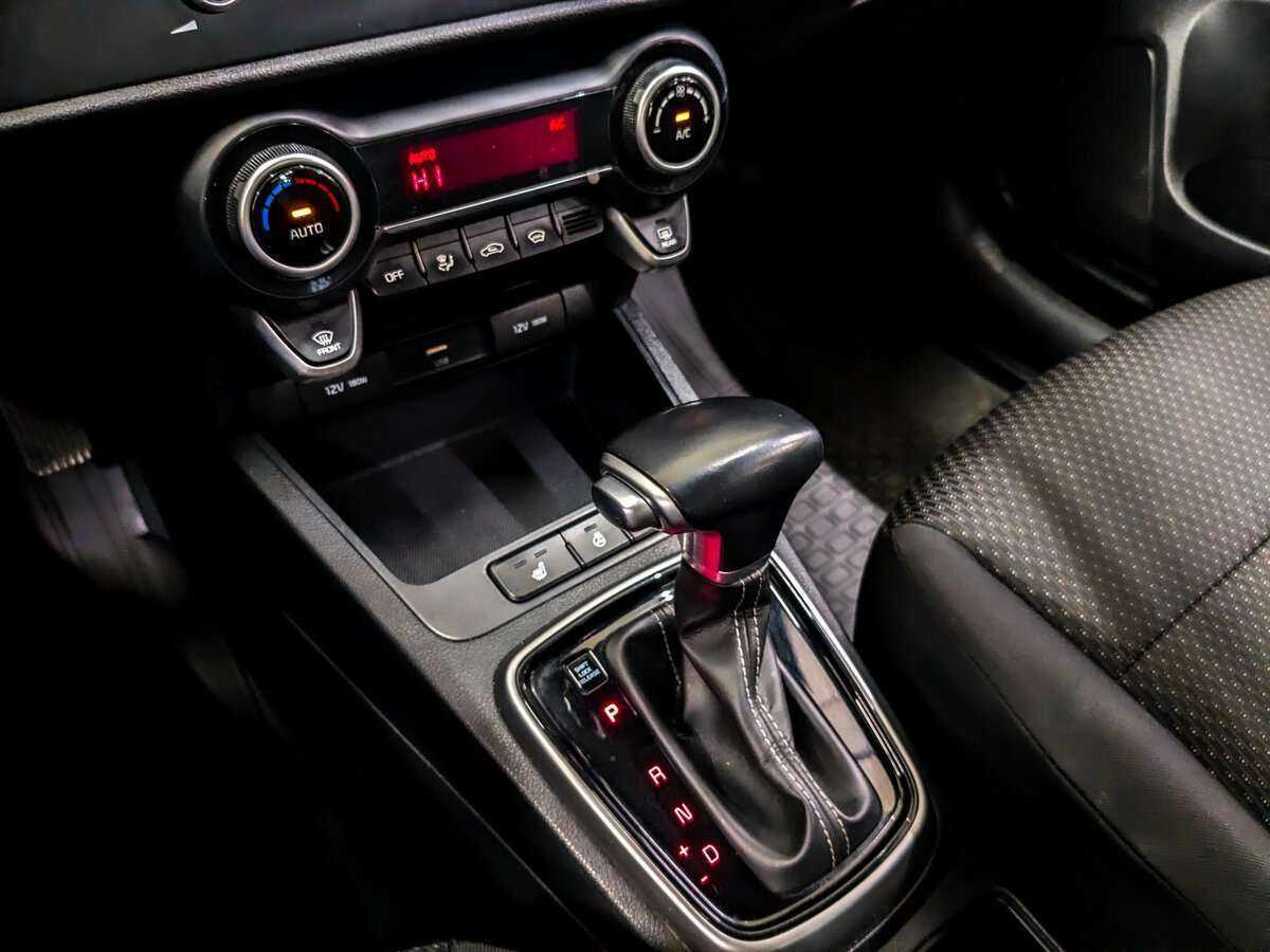 Kia Rio с пробегом — 2021 год. Фото: #19