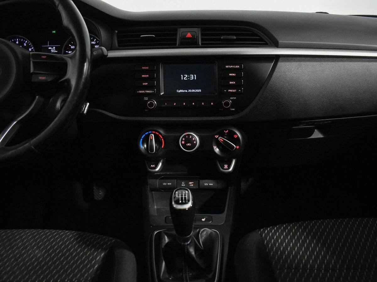 Kia Rio с пробегом — 2017 год. Фото: #14