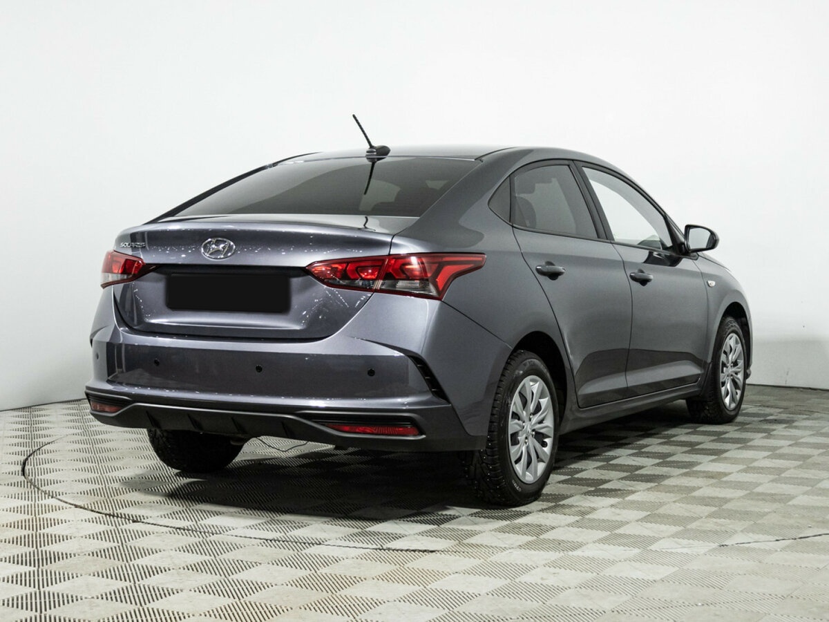 Hyundai Solaris с пробегом — 2021 год. Фото: #4