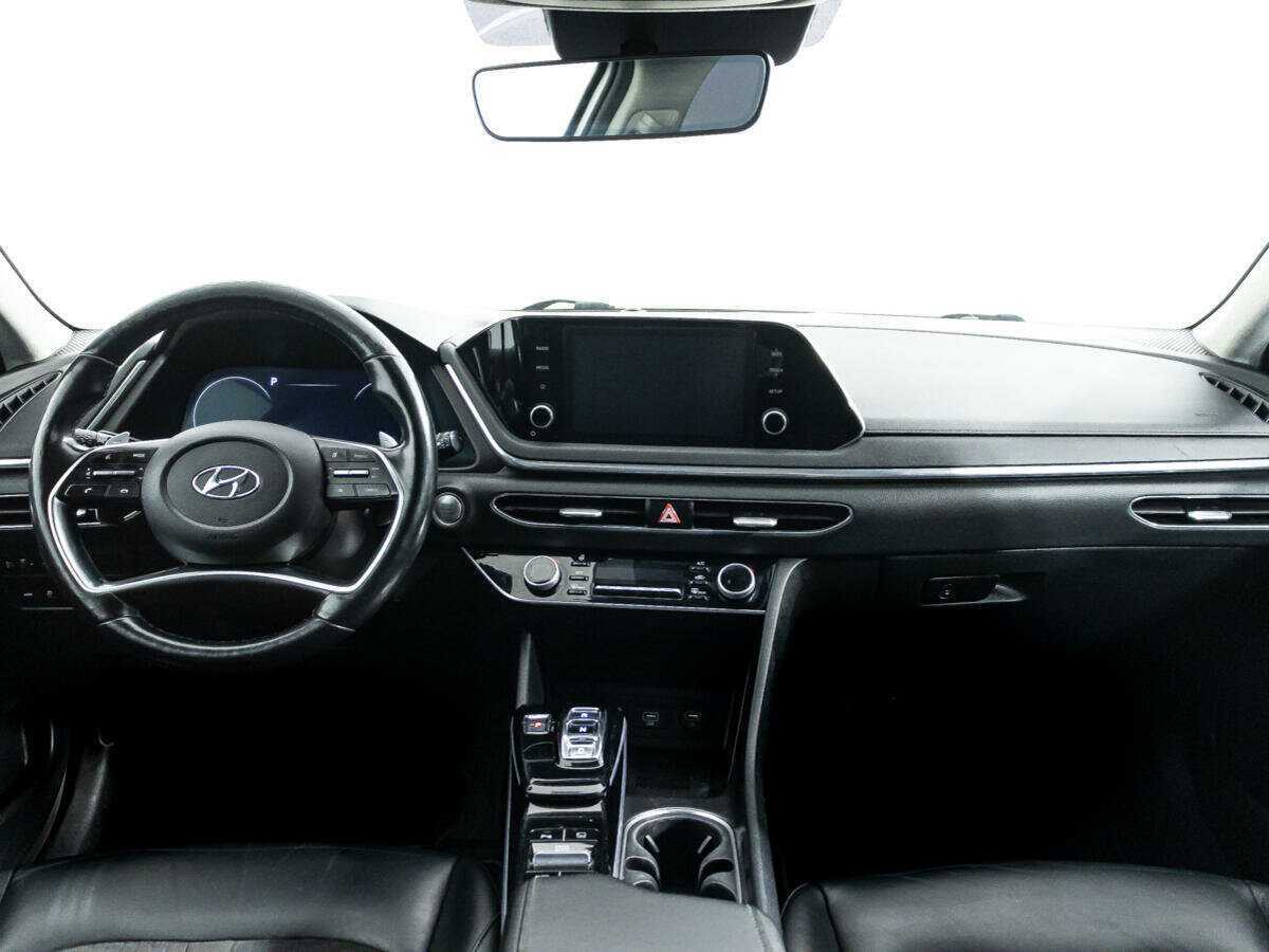 Hyundai Sonata с пробегом — 2019 год. Фото: #12