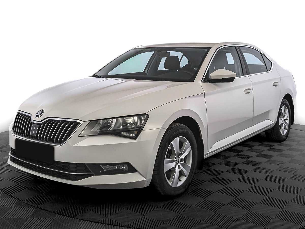 Skoda Superb с пробегом — 2017 год. Фото: #0