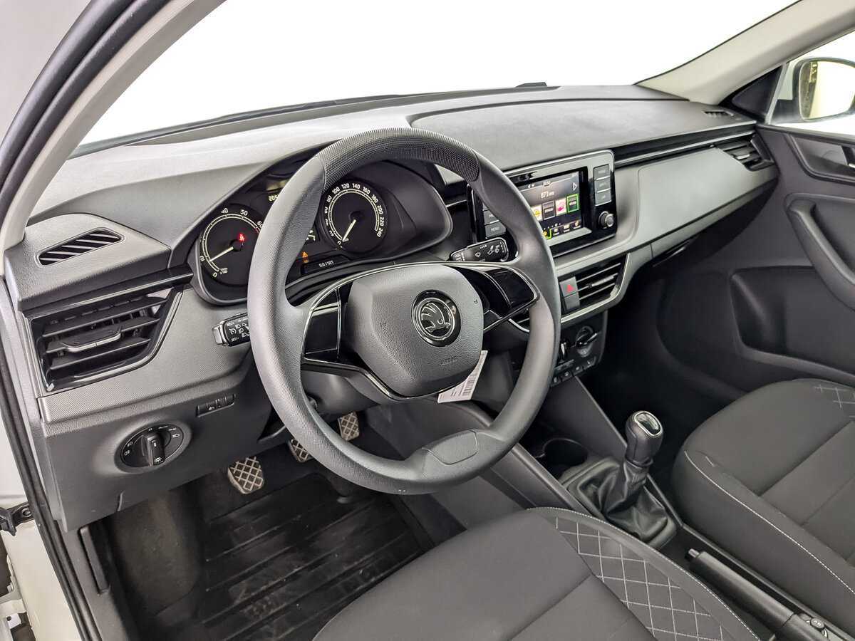 Skoda Rapid с пробегом — 2020 год. Фото: #15