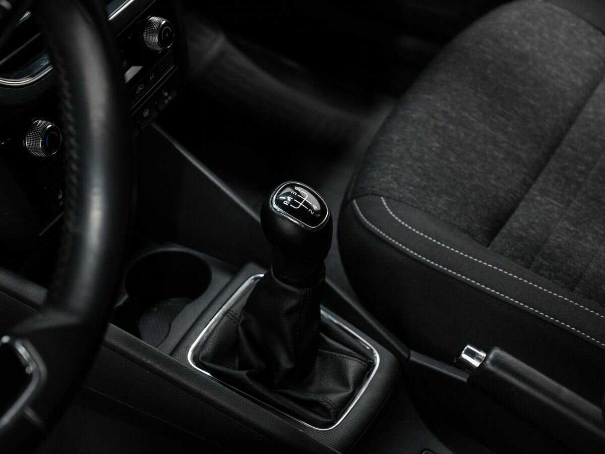 Skoda Rapid с пробегом — 2020 год. Фото: #16