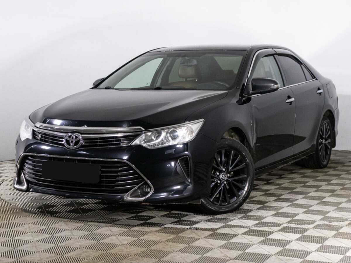 Toyota Camry с пробегом — 2016 год. Фото: #0