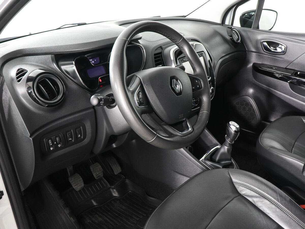 Renault Kaptur с пробегом — 2017 год. Фото: #8