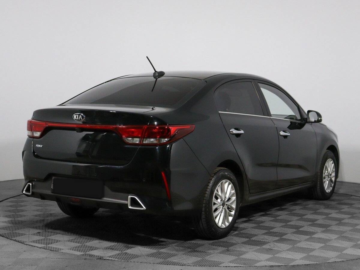 Kia Rio с пробегом — 2020 год. Фото: #4
