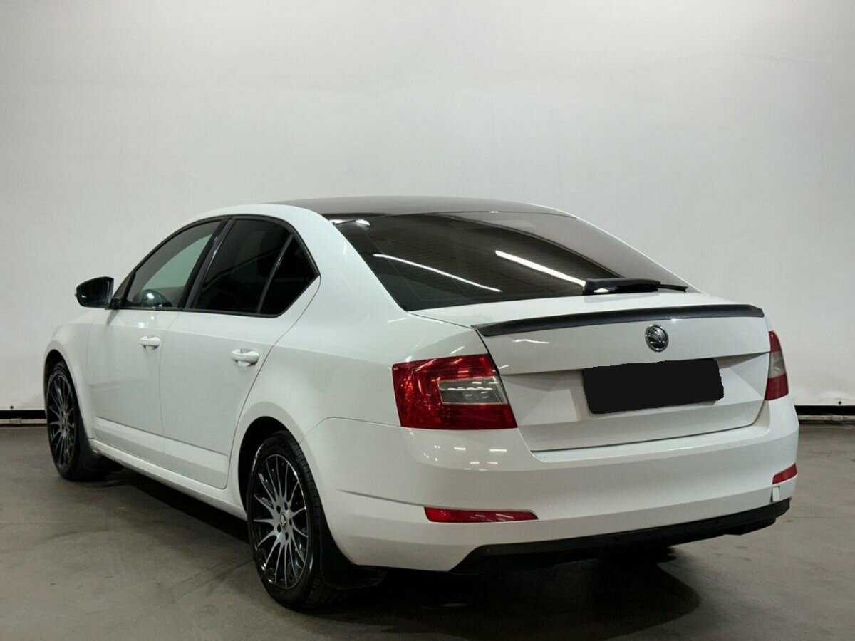 Skoda Octavia с пробегом — 2013 год. Фото: #5