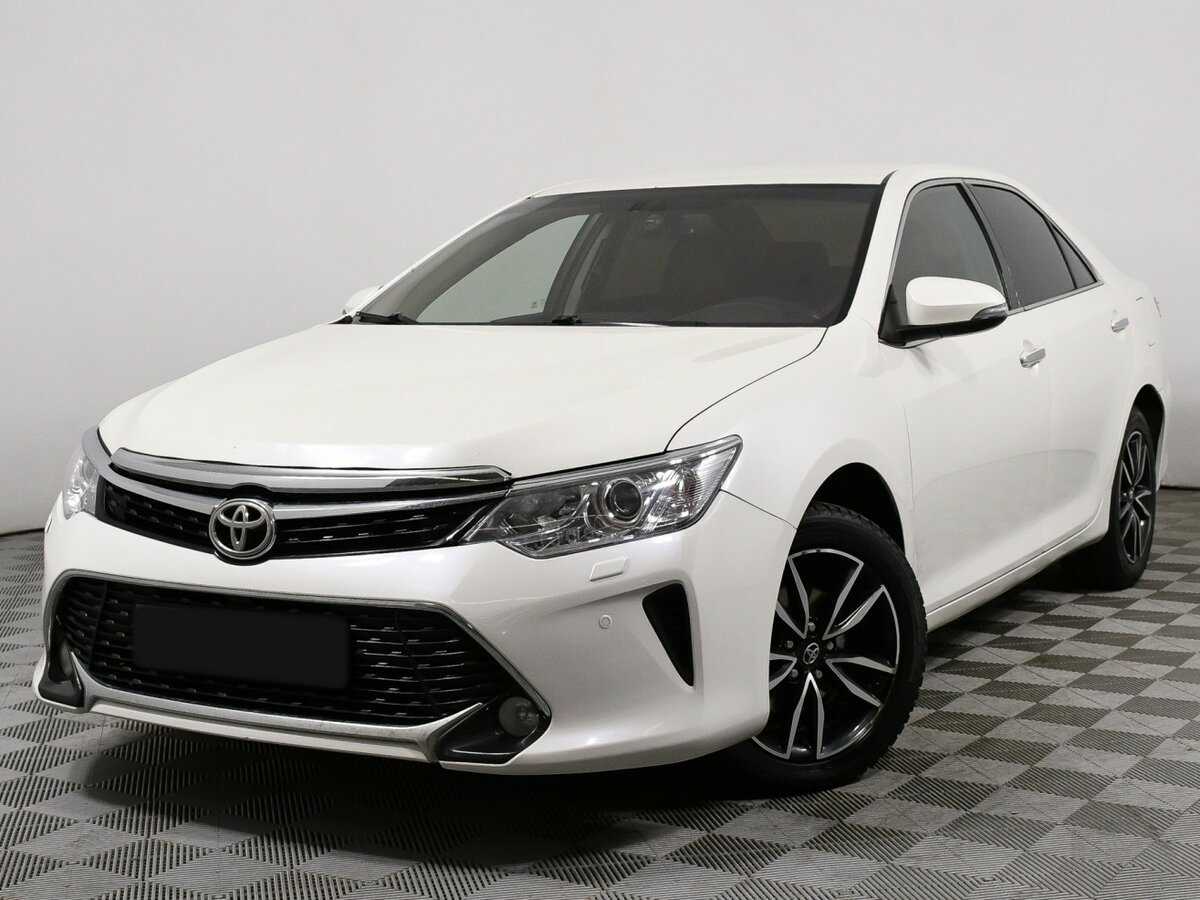 Toyota Camry с пробегом — 2017 год. Посмотреть фото