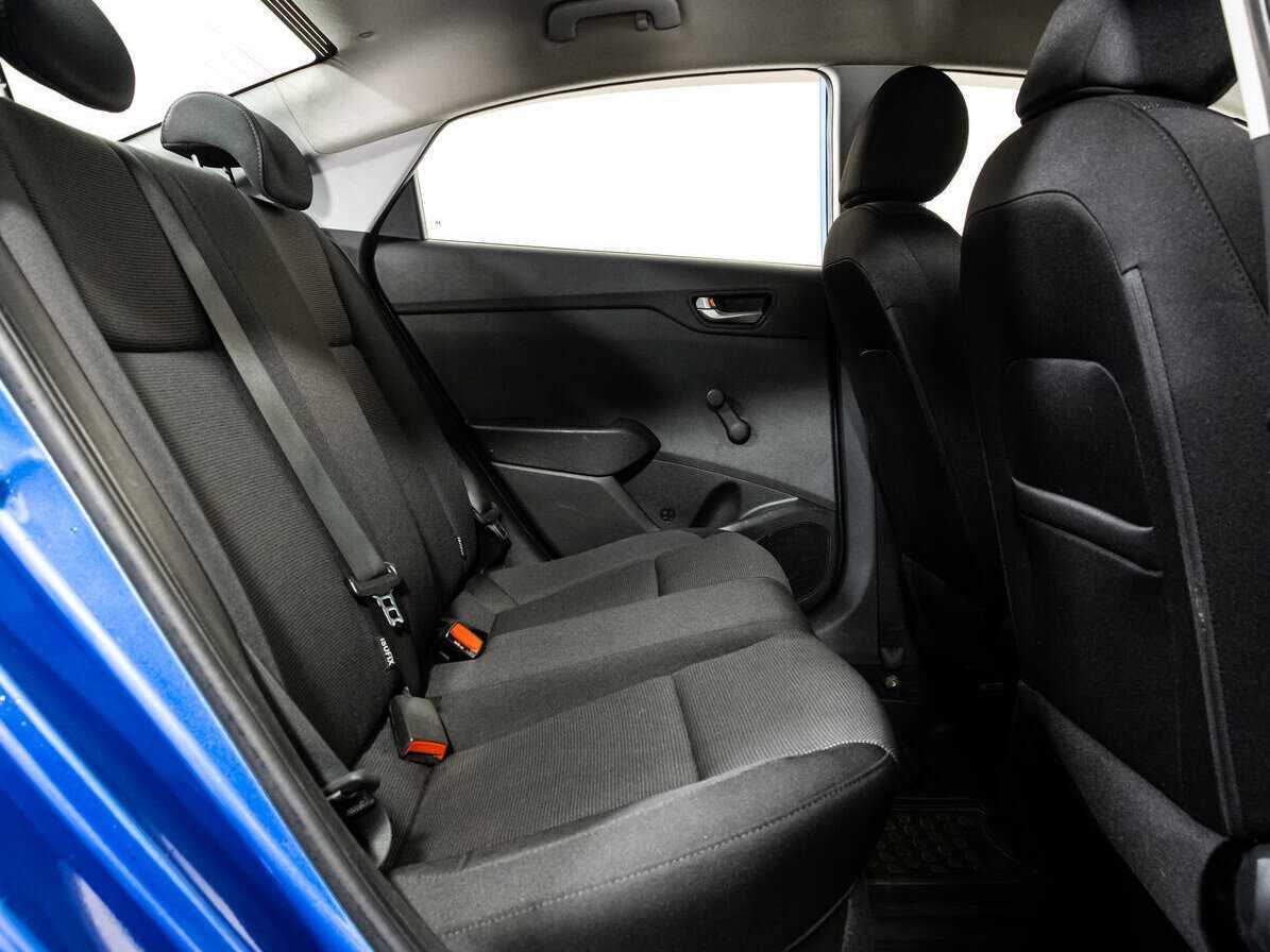 Hyundai Solaris с пробегом — 2017 год. Фото: #12