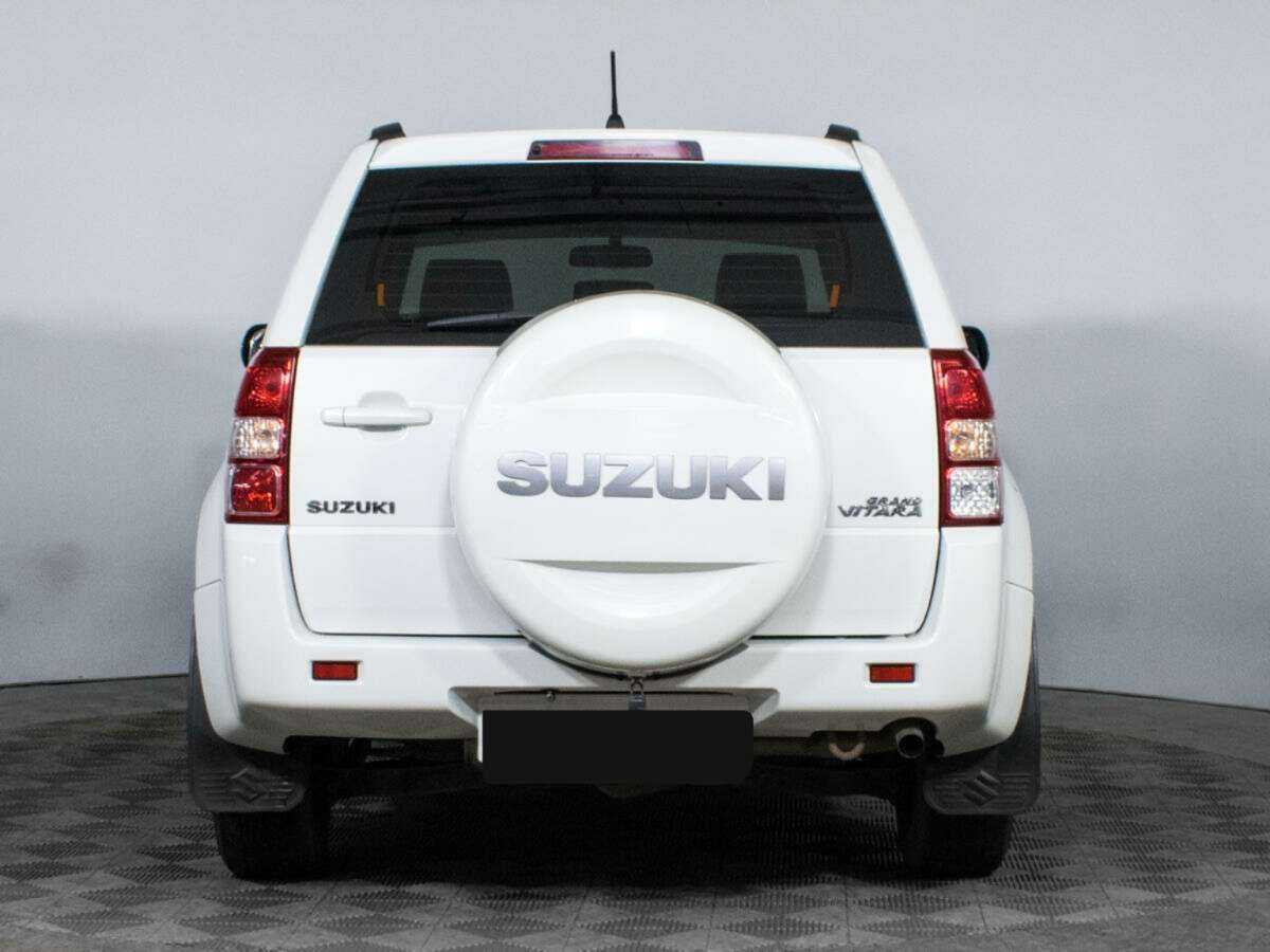 Suzuki Grand Vitara с пробегом — 2012 год. Фото: #4