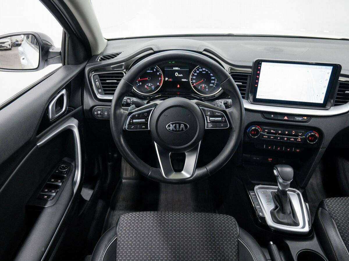 Kia XCeed с пробегом — 2020 год. Фото: #10