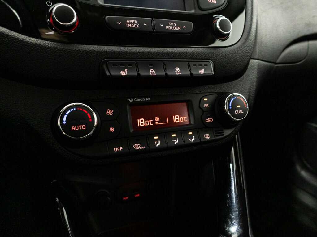 Kia Ceed с пробегом — 2013 год. Фото: #14