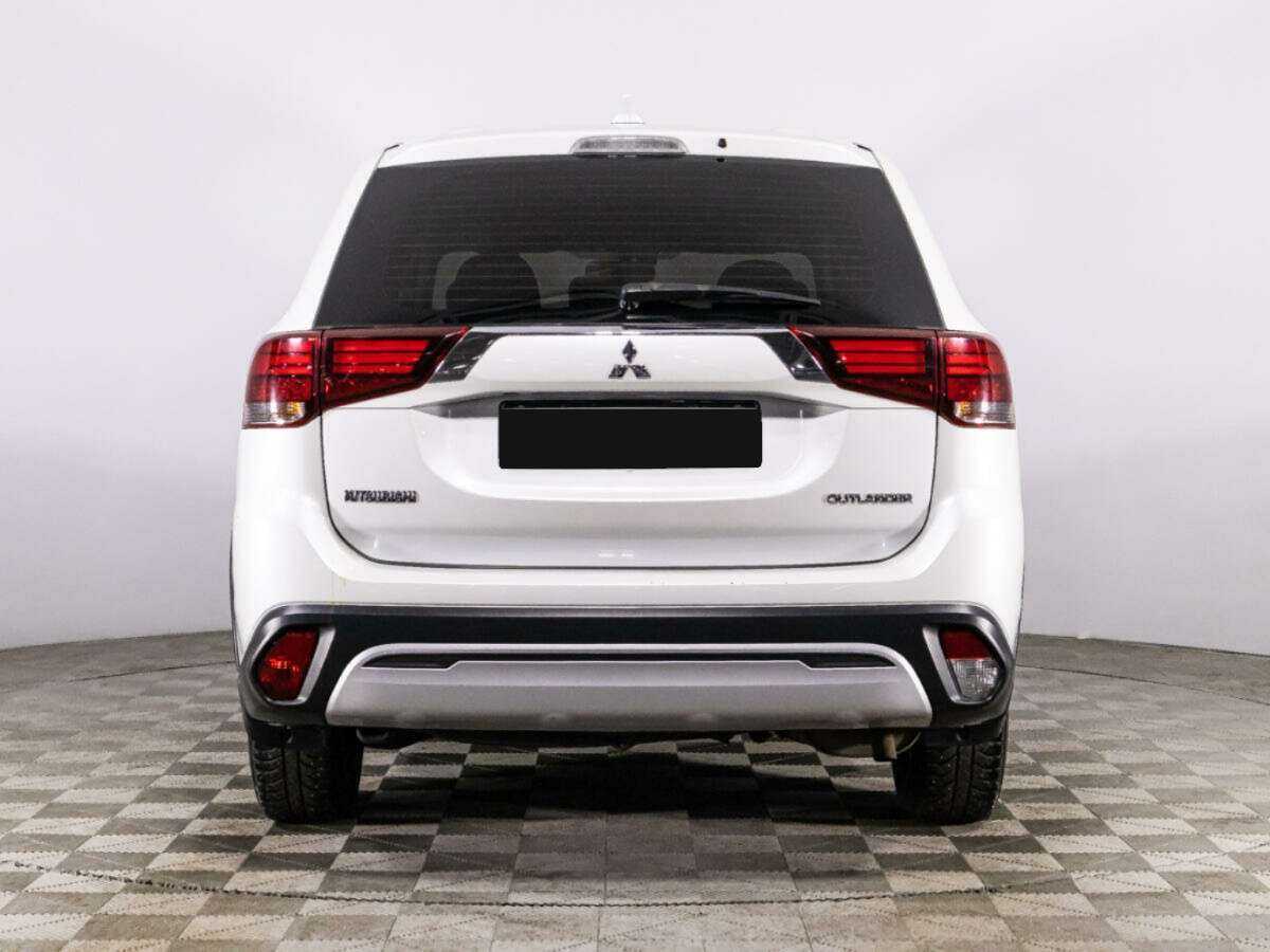 Mitsubishi Outlander с пробегом — 2019 год. Фото: #5
