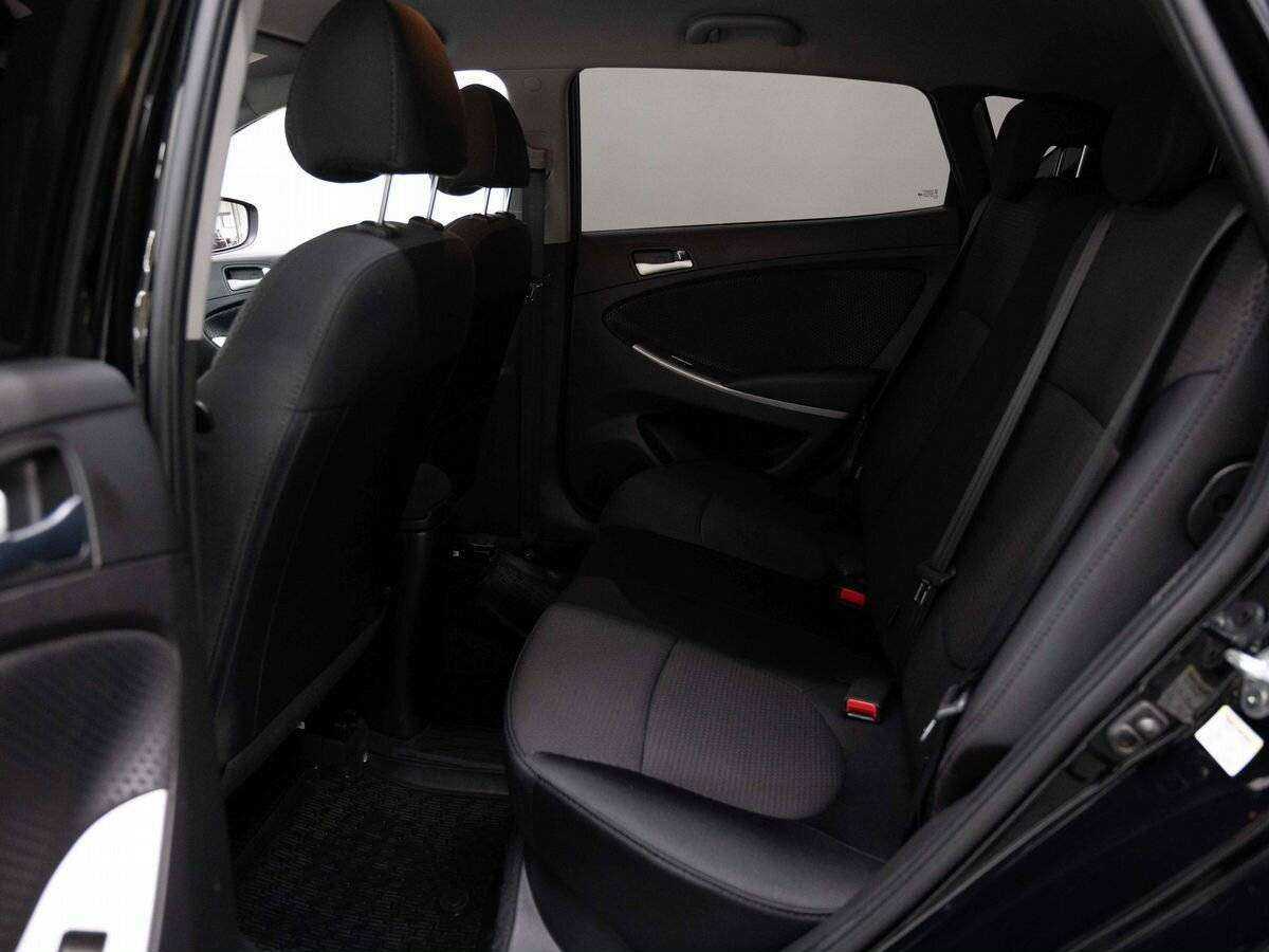 Hyundai Solaris с пробегом — 2016 год. Фото: #8