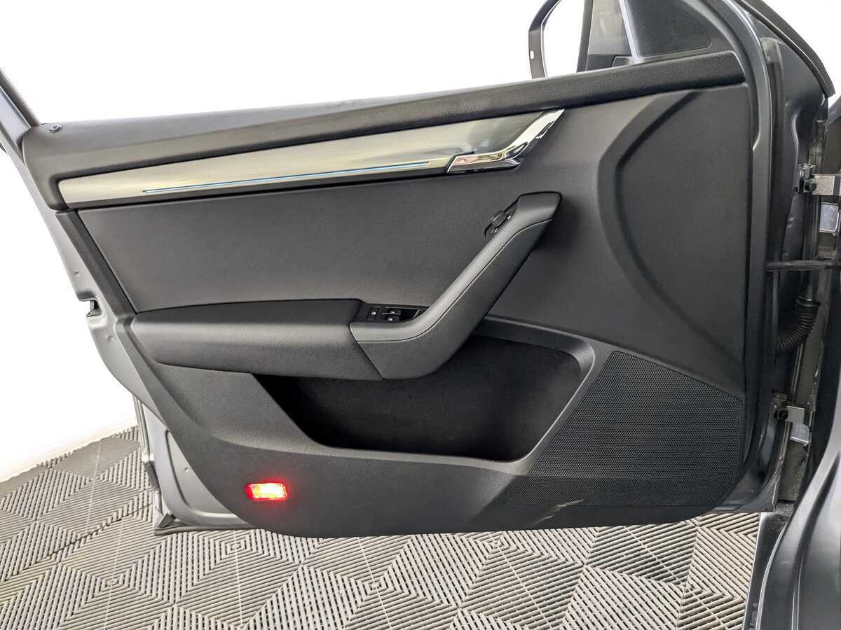 Skoda Octavia с пробегом — 2017 год. Фото: #16