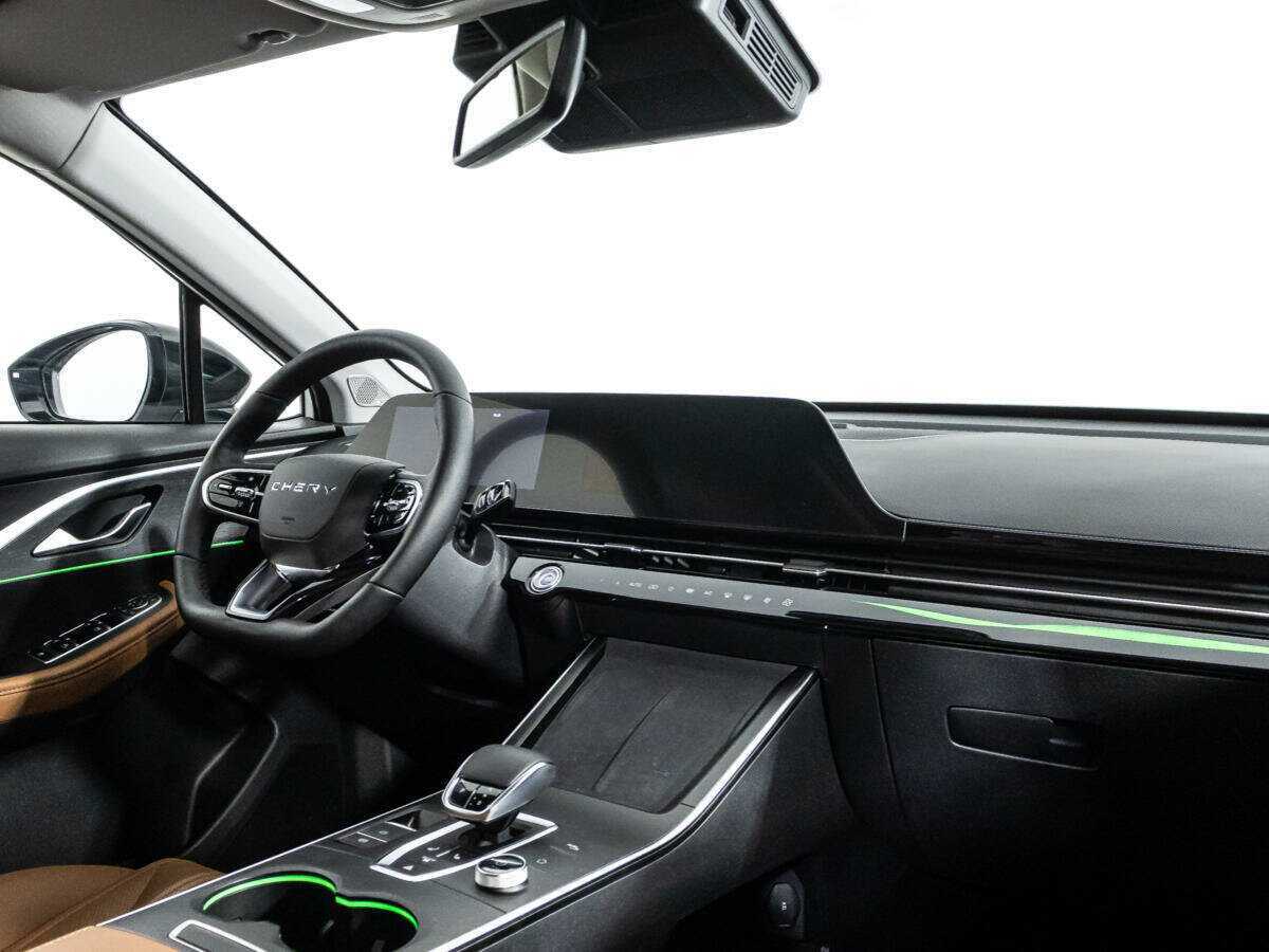 OMODA C5 с пробегом — 2022 год. Фото: #8