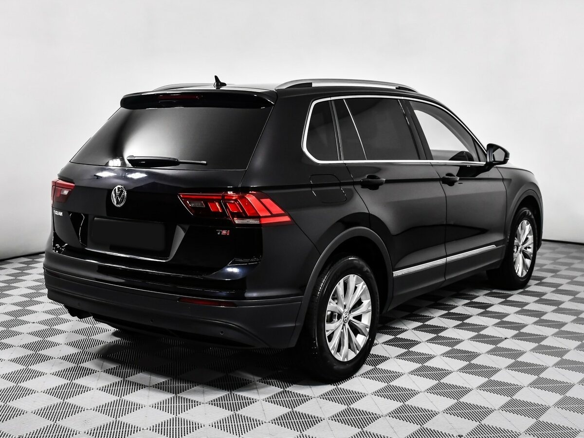Volkswagen Tiguan с пробегом — 2017 год. Фото: #4