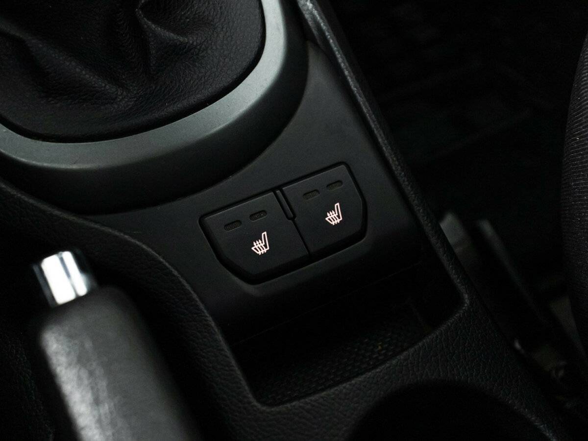 Kia Rio с пробегом — 2013 год. Фото: #15