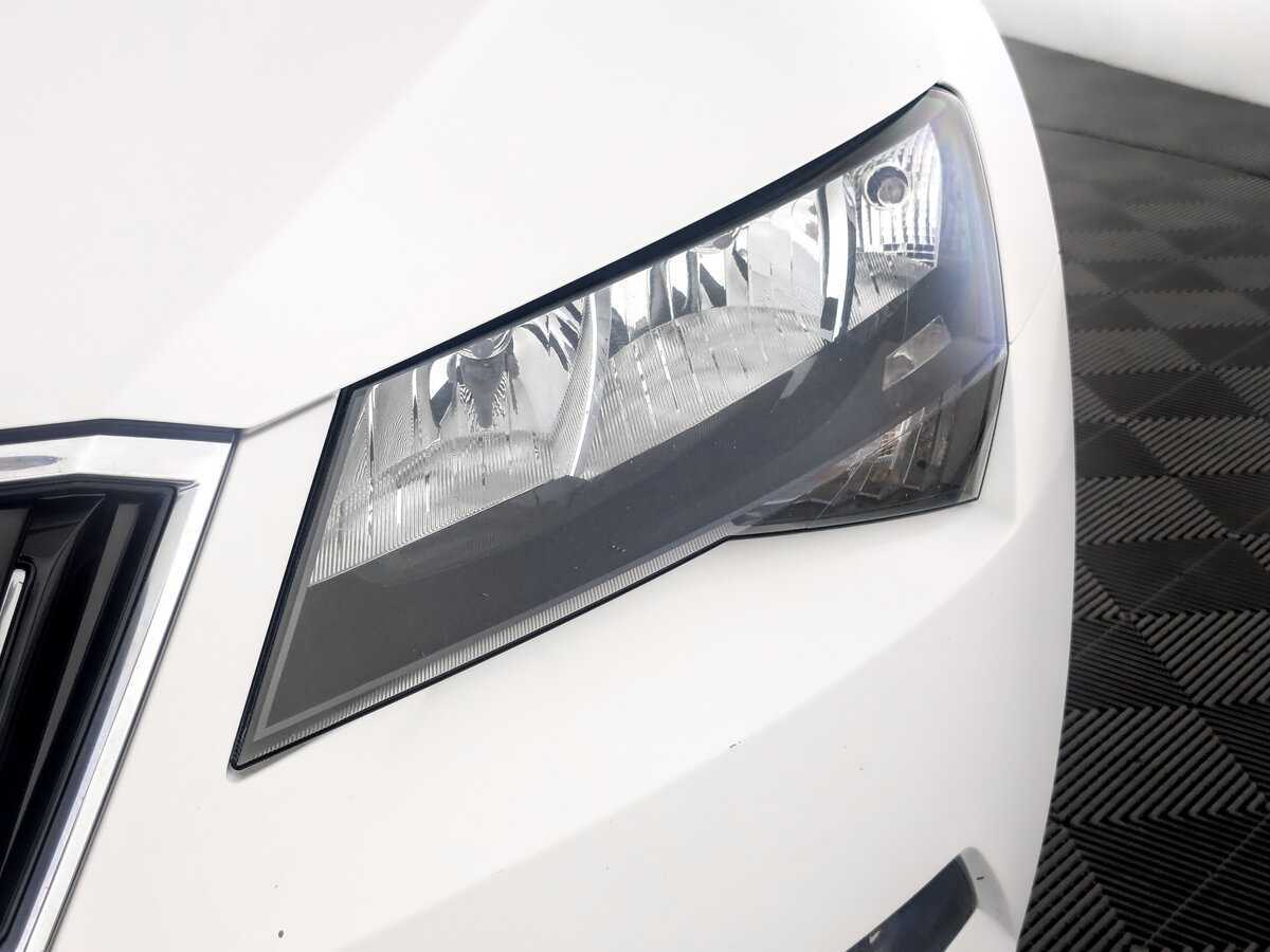 Skoda Superb с пробегом — 2017 год. Фото: #16