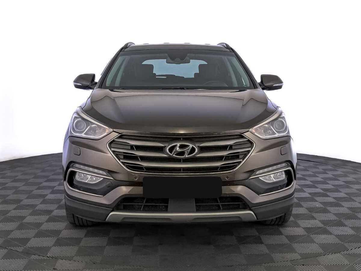 Hyundai Santa Fe с пробегом — 2017 год. Фото: #1