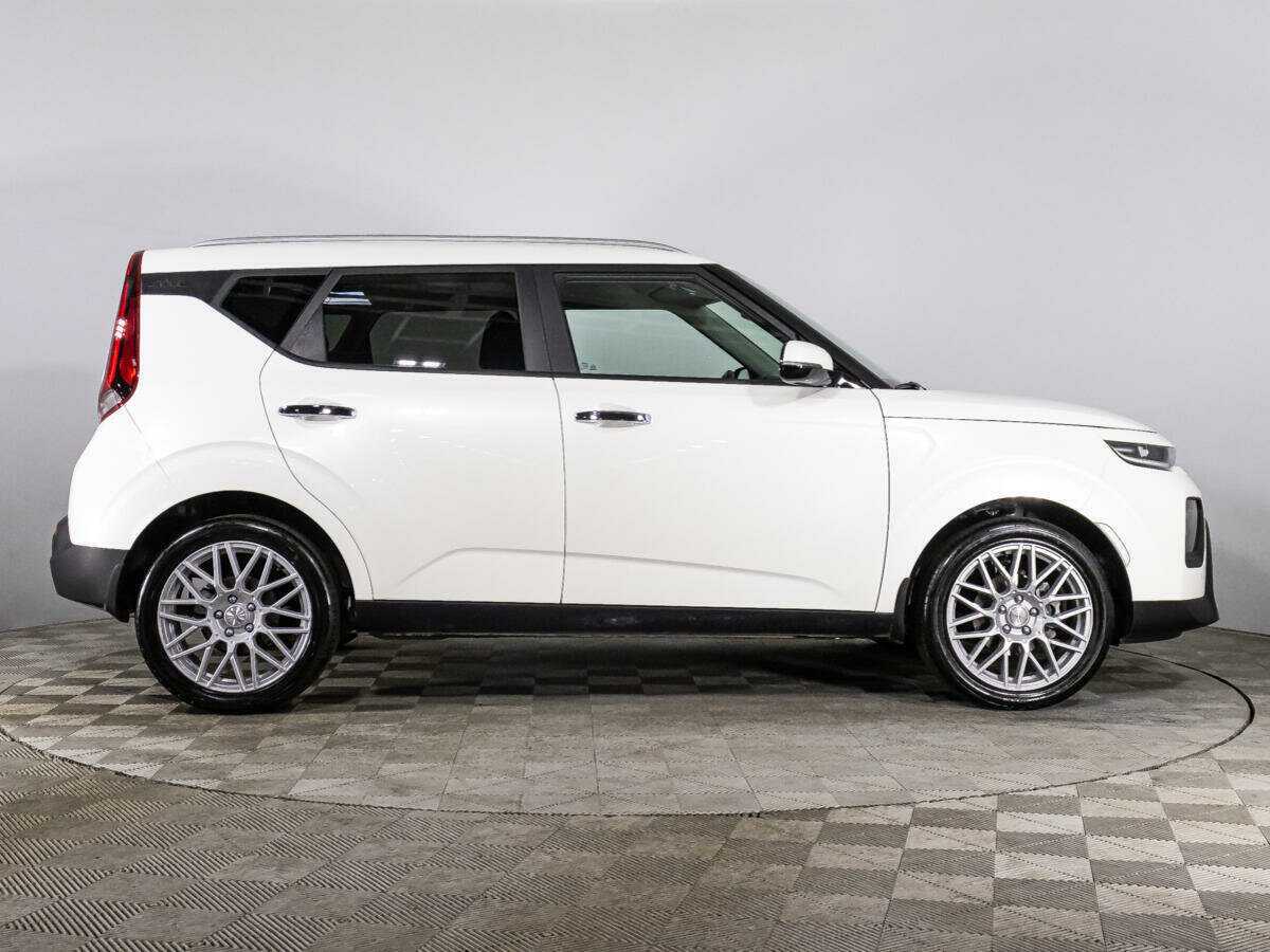 Kia Soul с пробегом — 2021 год. Фото: #3