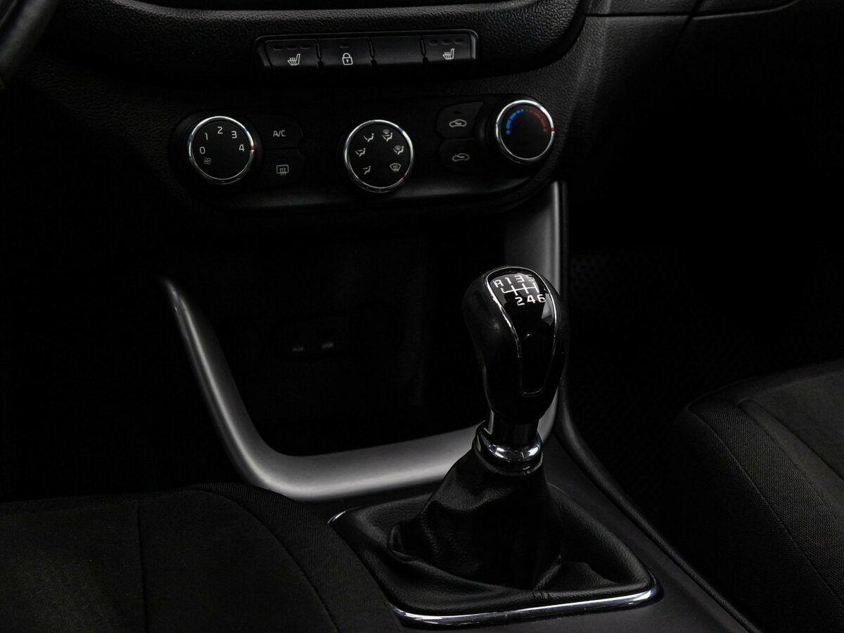 Kia Ceed с пробегом — 2014 год. Фото: #8