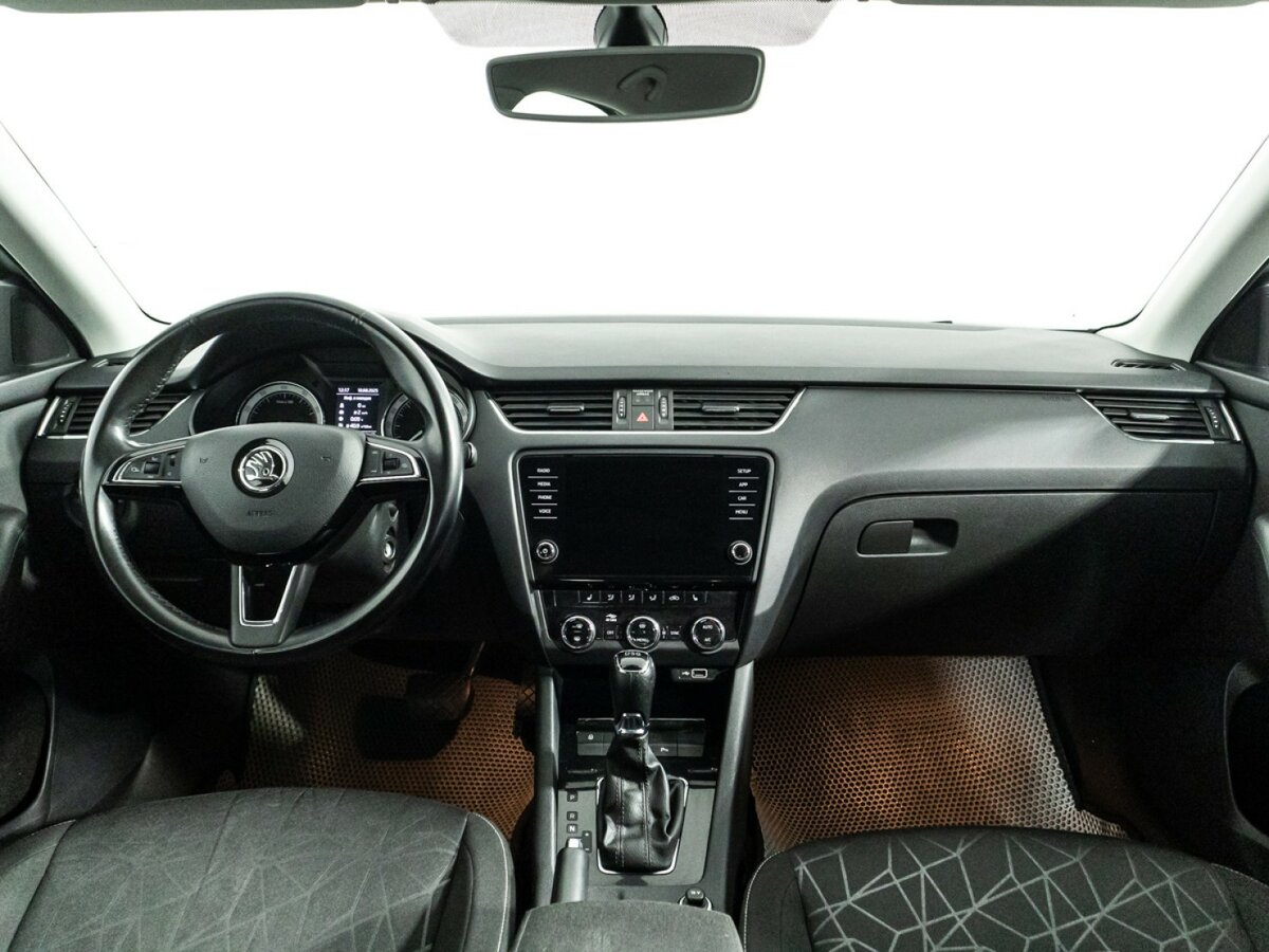 Skoda Octavia с пробегом — 2020 год. Фото: #12