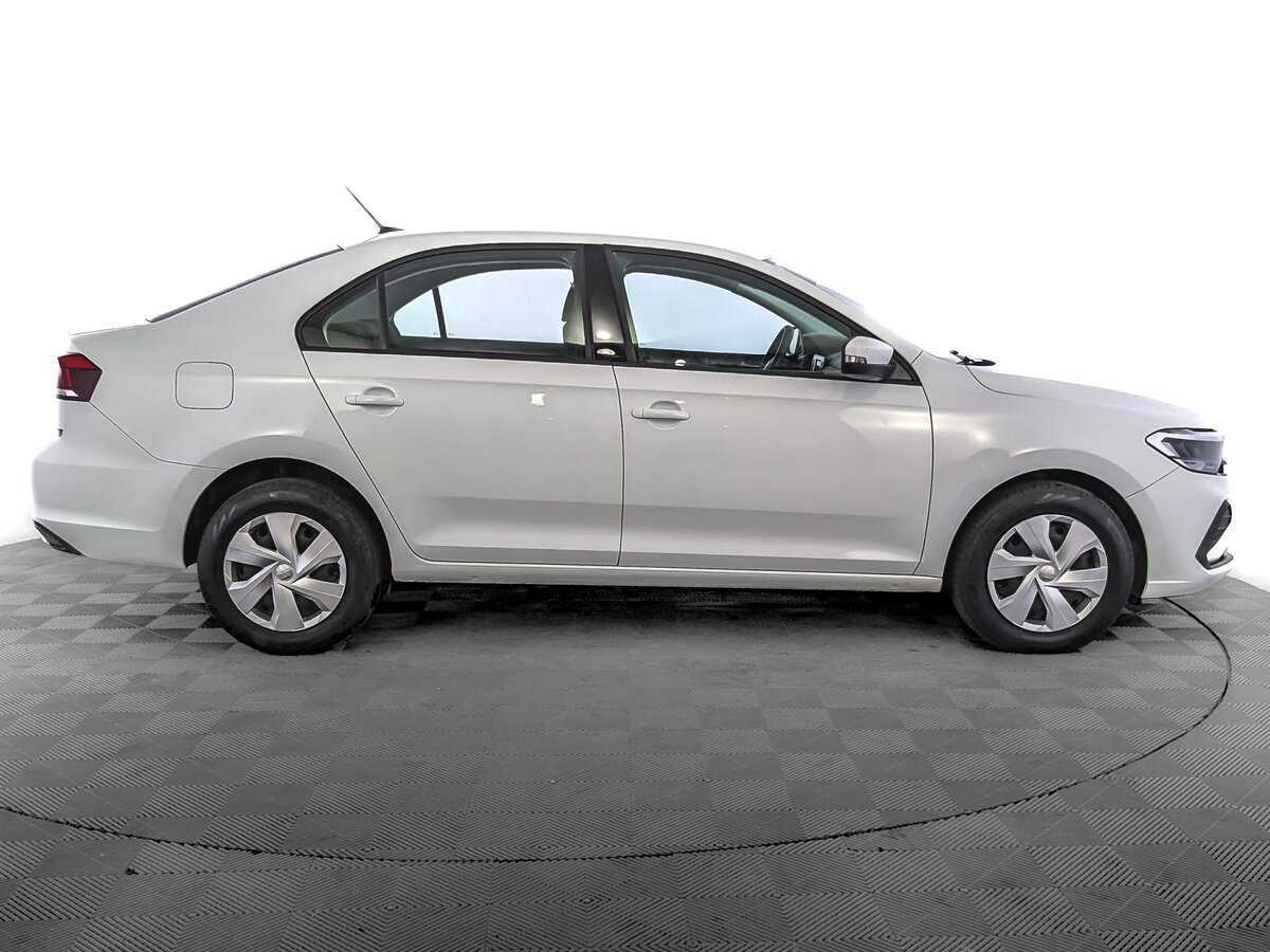 Volkswagen Polo с пробегом — 2020 год. Фото: #3