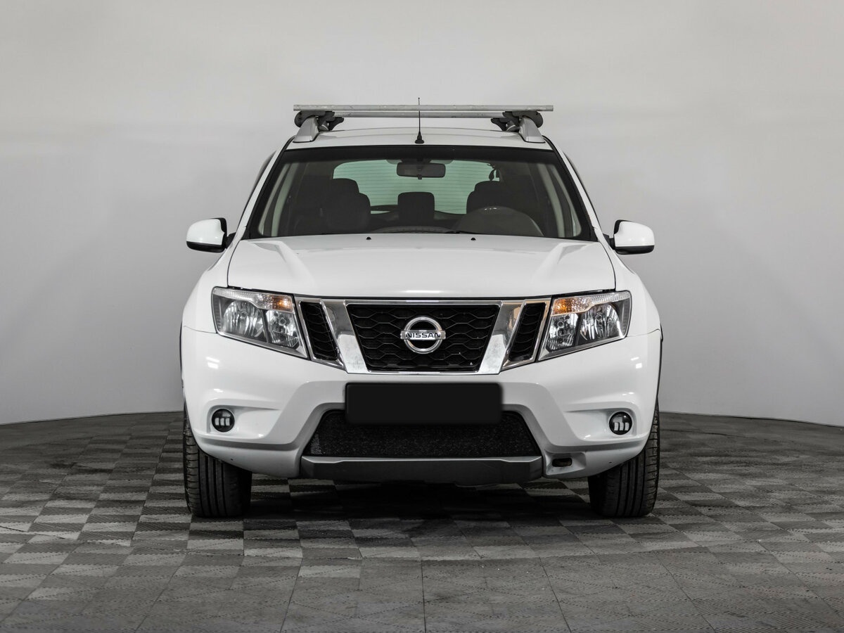 Nissan Terrano с пробегом — 2014 год. Фото: #1