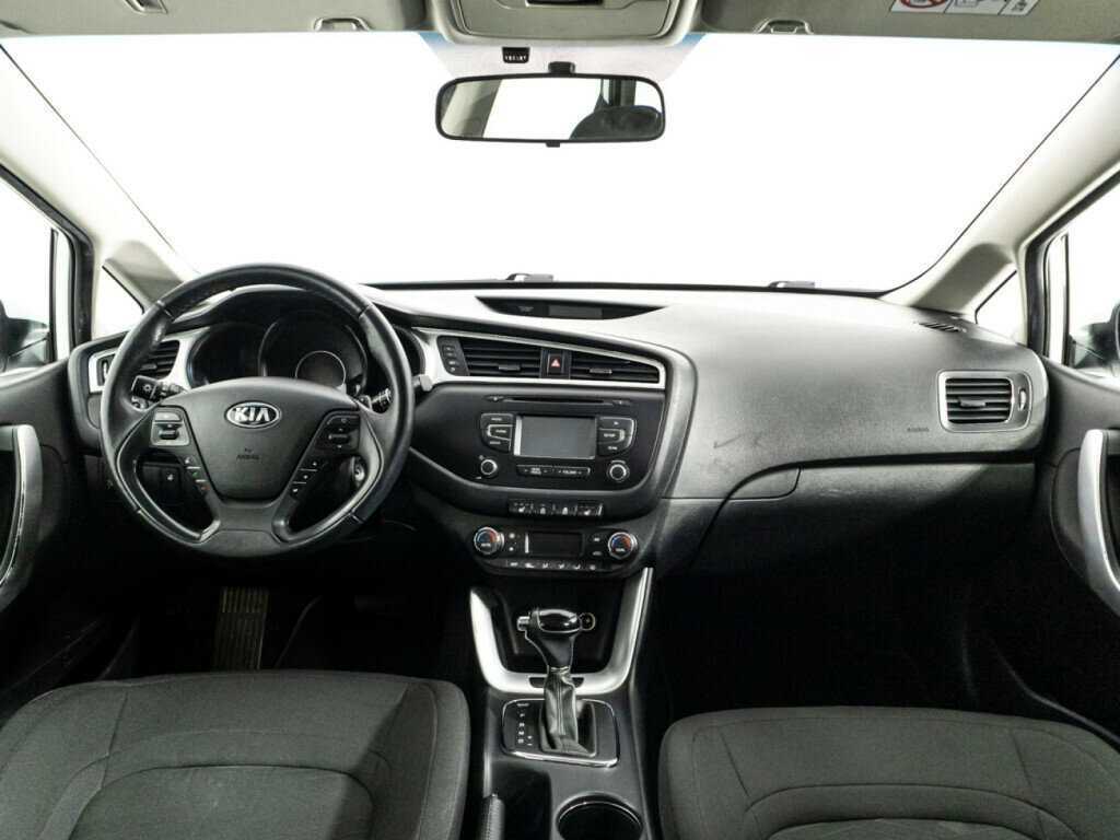 Kia Ceed с пробегом — 2018 год. Фото: #12