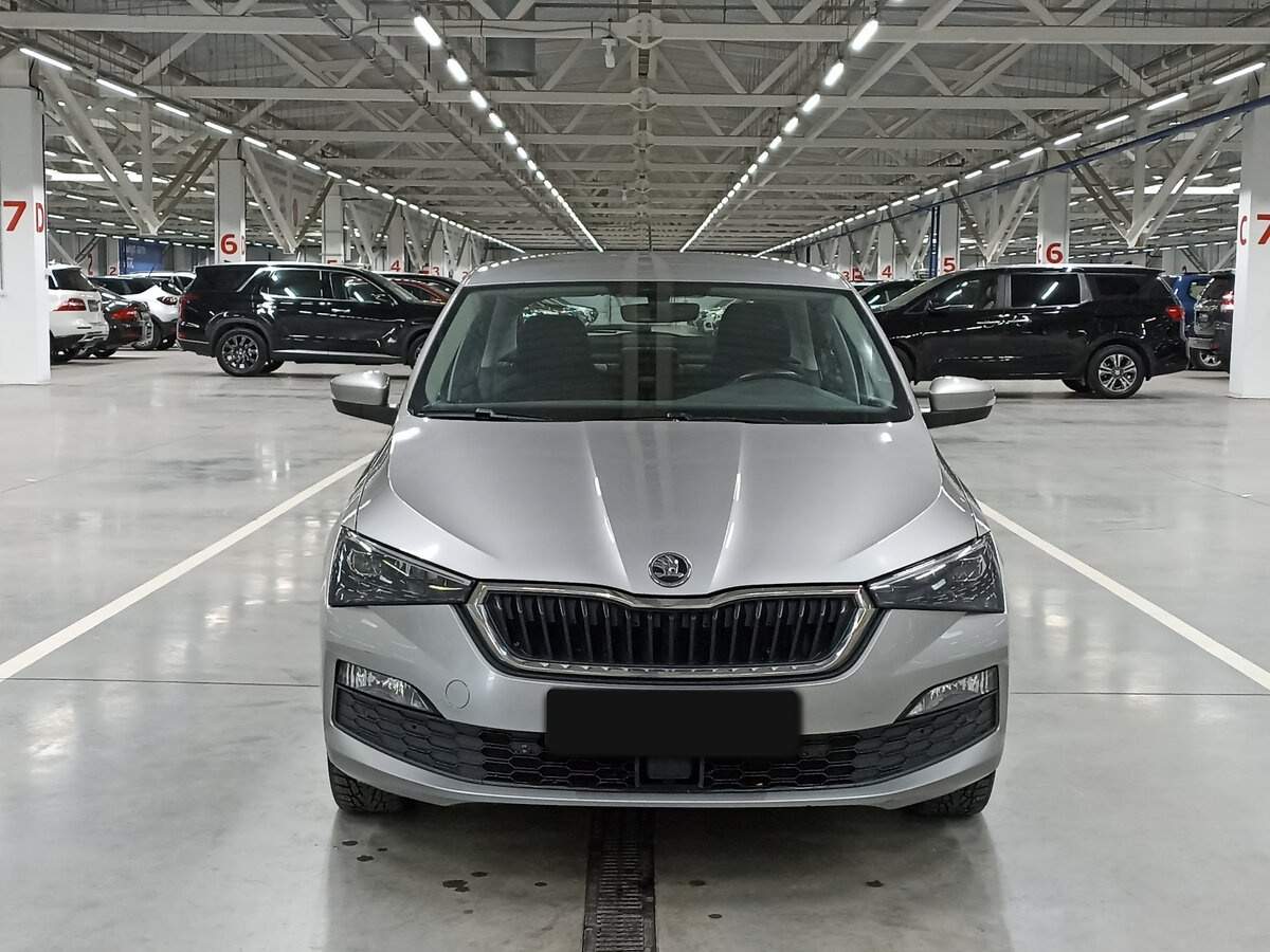 Skoda Rapid с пробегом — 2020 год. Фото: #1