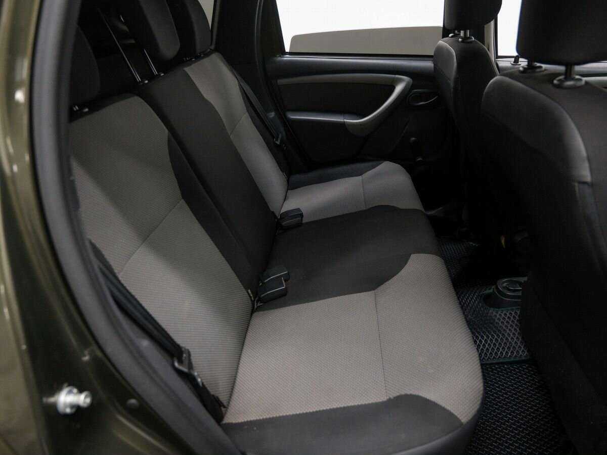 Renault Duster с пробегом — 2016 год. Фото: #9