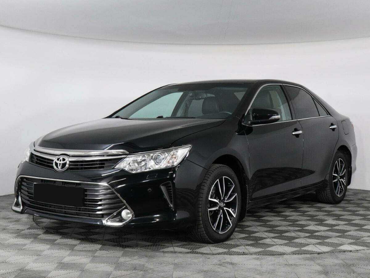 Toyota Camry с пробегом — 2016 год. Фото: #0