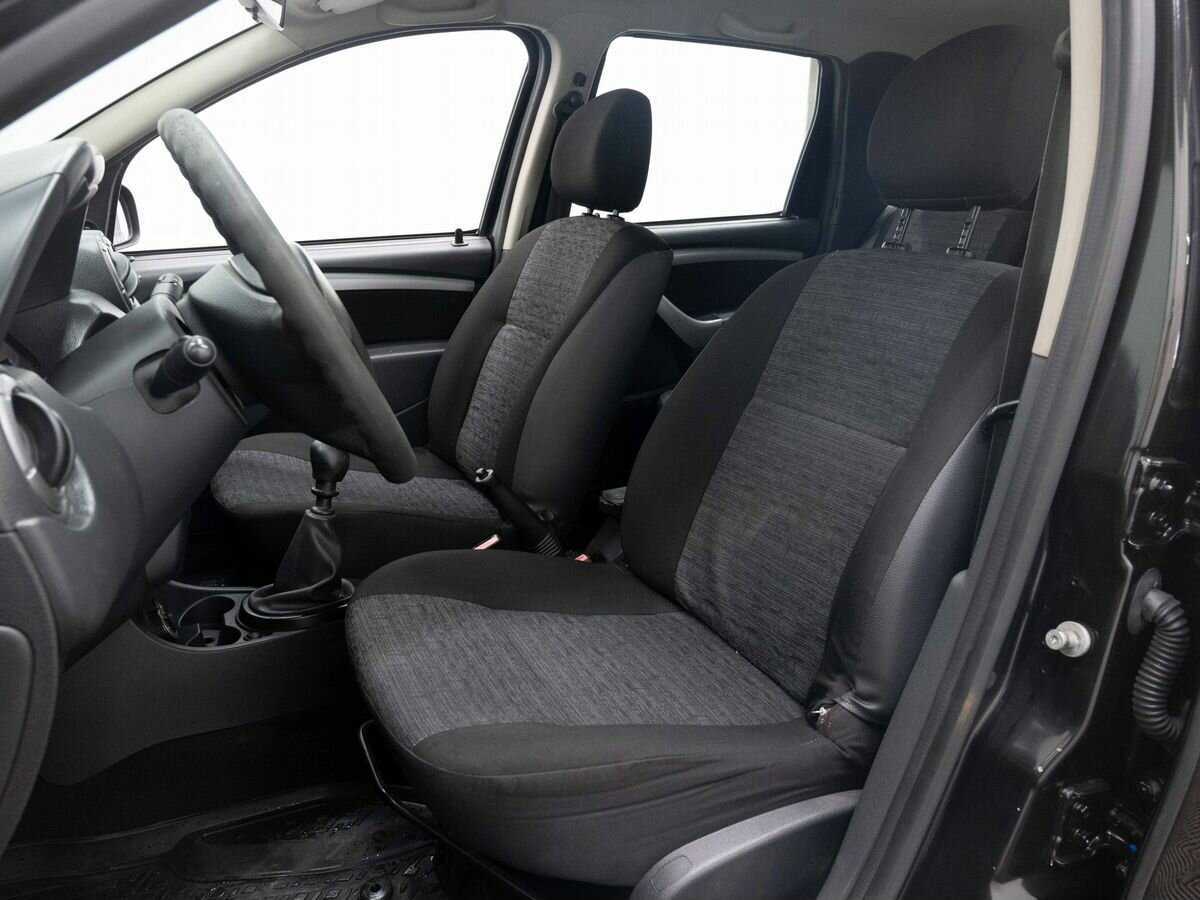 Renault Duster с пробегом — 2013 год. Фото: #7