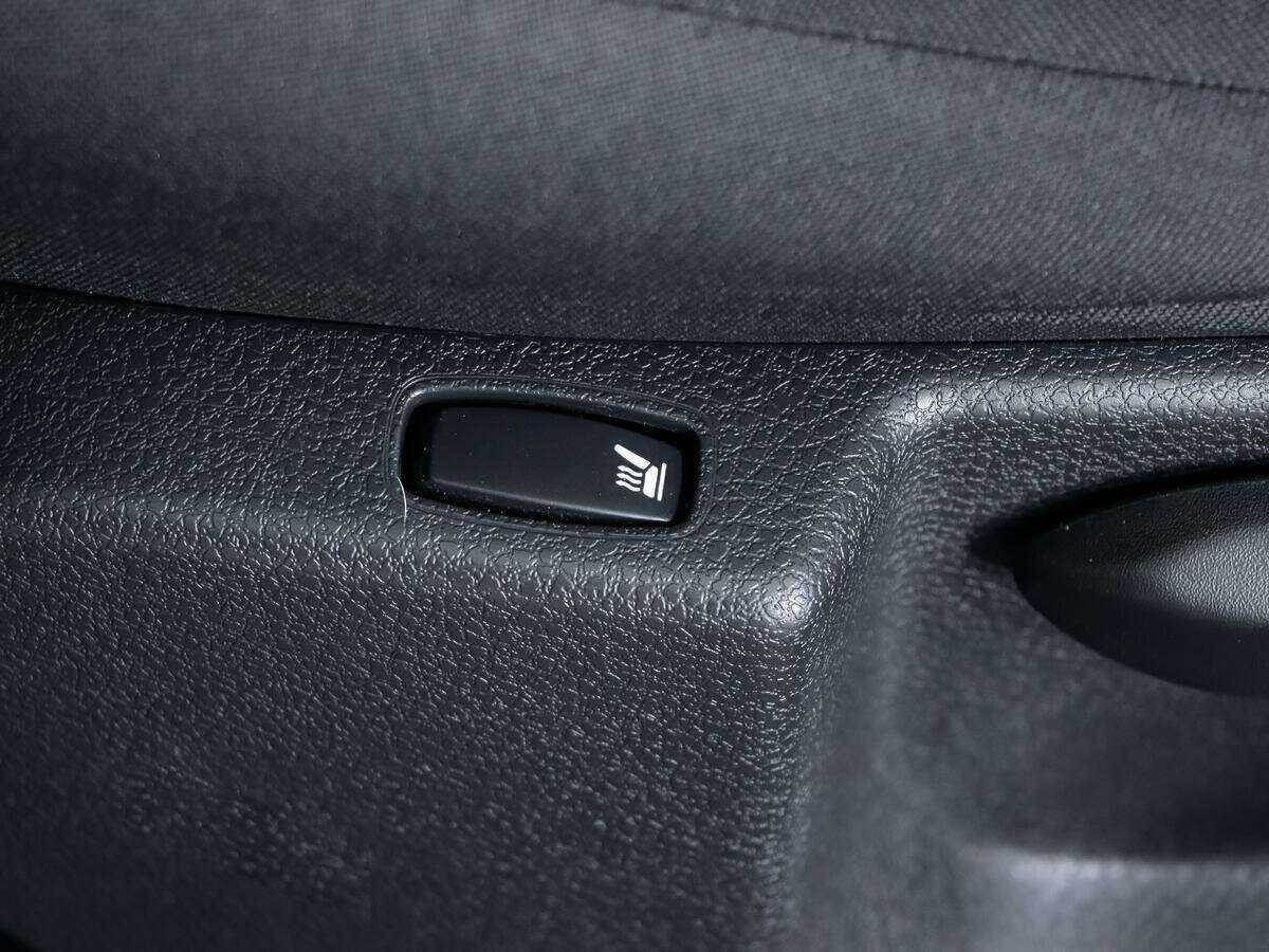 Renault Logan с пробегом — 2020 год. Фото: #12