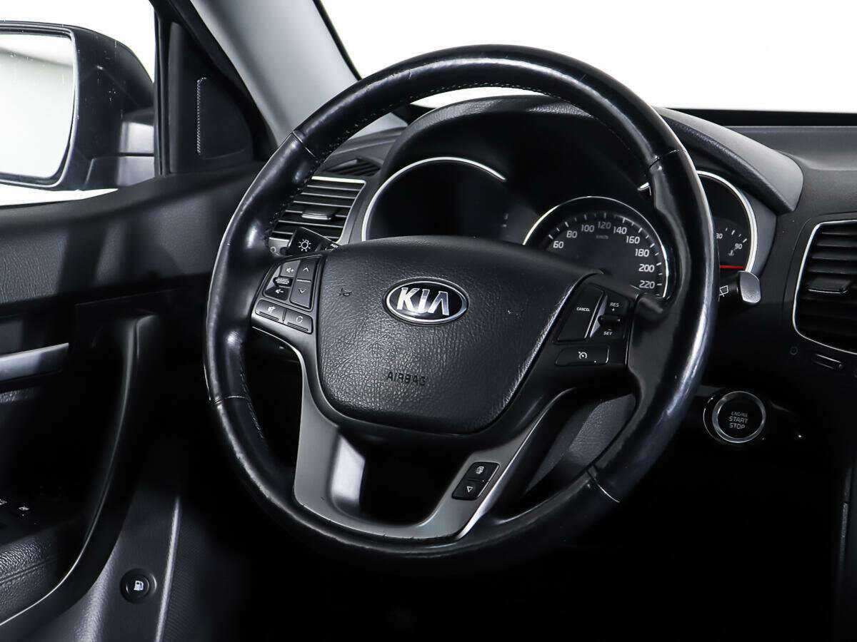 Kia Sorento с пробегом — 2016 год. Фото: #15