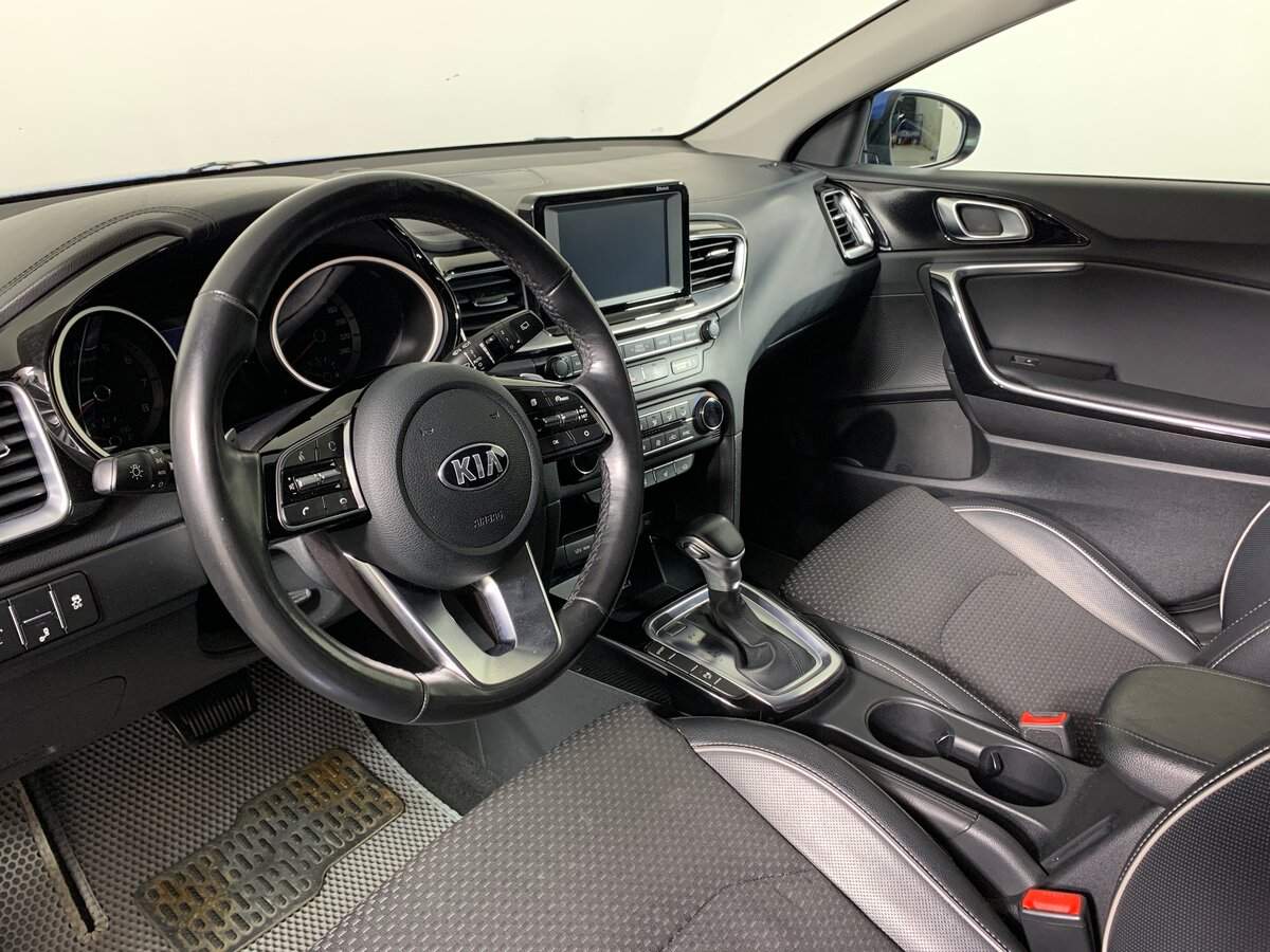 Kia Ceed с пробегом — 2019 год. Фото: #10