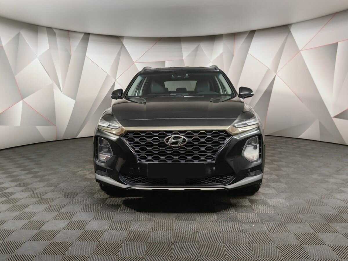 Hyundai Santa Fe с пробегом — 2019 год. Фото: #6