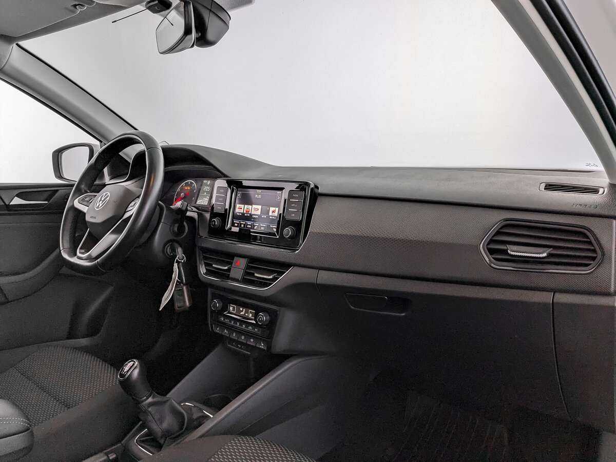 Volkswagen Polo с пробегом — 2020 год. Фото: #9