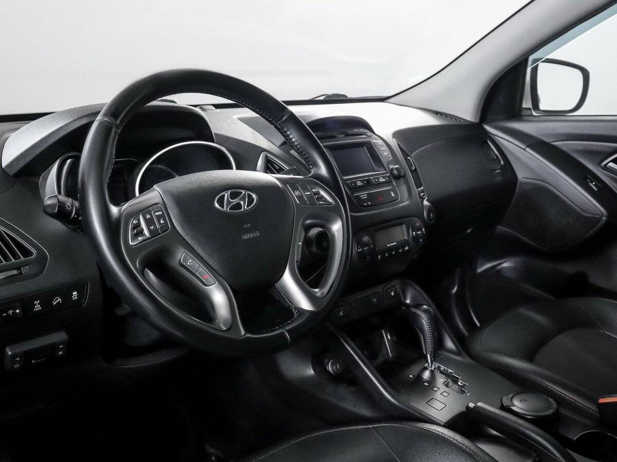 Hyundai ix35 с пробегом — 2014 год. Фото: #11