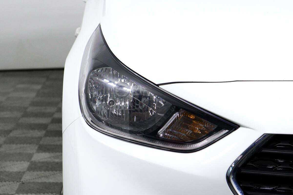 Hyundai Solaris с пробегом — 2019 год. Фото: #10