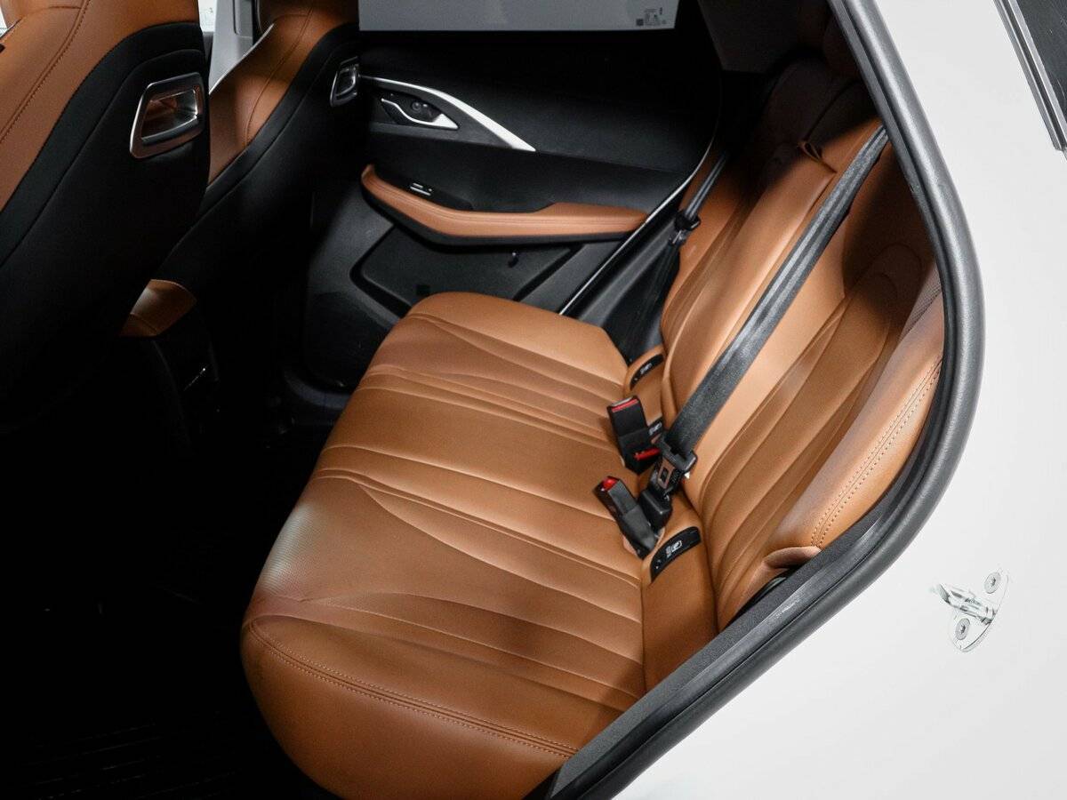 OMODA C5 с пробегом — 2023 год. Фото: #9